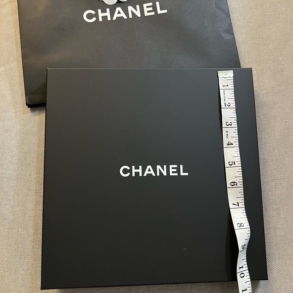 Chanel Black Gift Set with White Accents - Picture 5 of 5